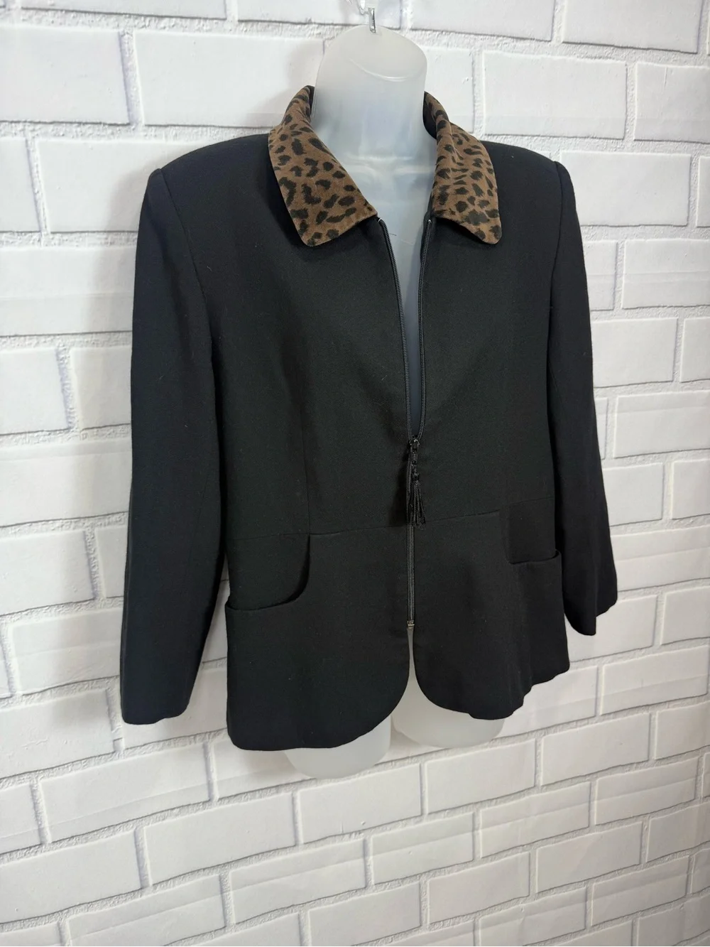 Vintage Y2K Suits Me Black Leopard Collar Zip Blazer Jacket Size 6 academia chic